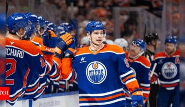 Vasily Podkolzin signs 3-year deal to stay with Edmonton Oilers | NHL News