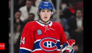 Montreal Canadiens prospect David Reinbacher out four weeks with hand injury after preseason loss to Maple Leafs | NHL News