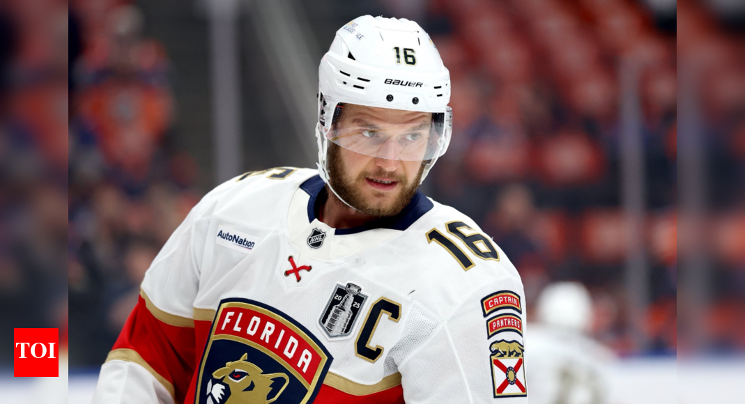 Aleksander Barkov’s injury sparks social media frenzy as Panthers fans react | NHL News