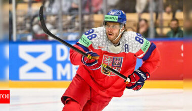 David Pastrnak’s 2025 Salary revealed: How much does the Bruins star earns | NHL News