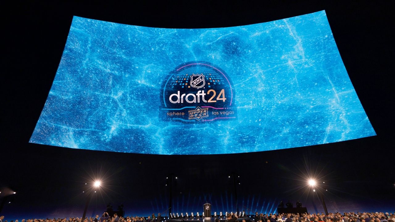 NHL sees benefits to changing landscape after NCAA allows CHL players to compete at U.S. colleges