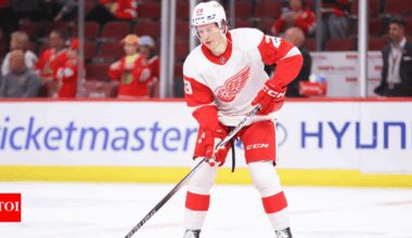 Detroit Red Wings prospect Nate Danielson injured in preseason loss to Buffalo Sabres | NHL News