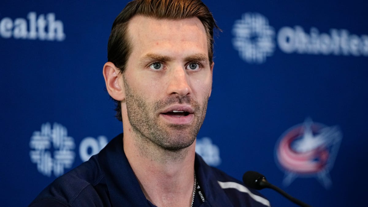 Columbus Blue Jackets captain Boone Jenner, wife announce birth of son