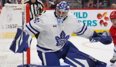 Maple Leafs Praised by Franchise Legend for Budget-Friendly Stolarz Extension