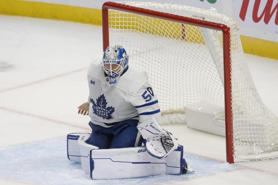 Maple Leafs’ $60 Million D-Man Fails To Inspire Any Confidence As NHL Analysts Rings Alarm Bells For Toronto