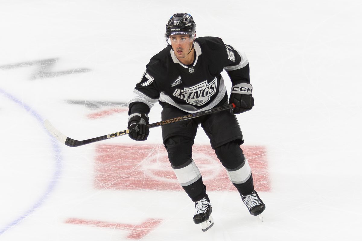 Los Angeles Kings center Glenn Gawdin (57) looks up at the rink during an NHL hockey game against the Anaheim Ducks, Sunday September 21, 2025 in Ontario, Calif.