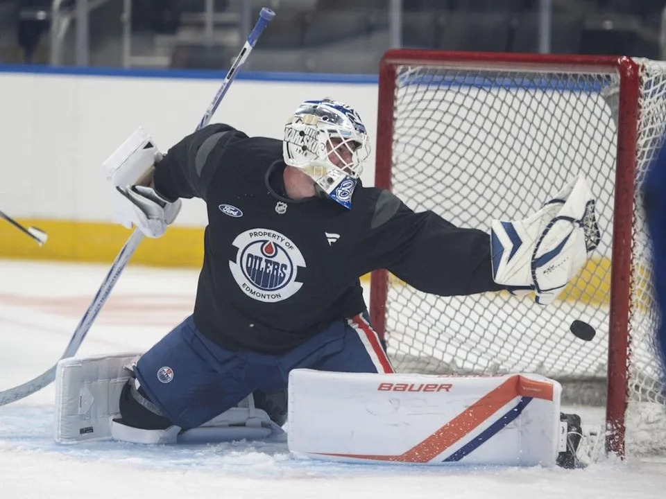  Goalie Samuel Jonsson on the second day of the Oilers rookie sessions at Rogers Place in Edmonton on Friday, September 12, 2025.