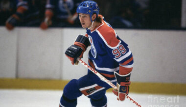 Connor McDavid and Wayne Gretzky compared in one telling fact