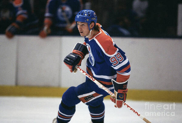 Connor McDavid and Wayne Gretzky compared in one telling fact