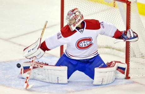 Canadiens goalie Carey Price makes a save