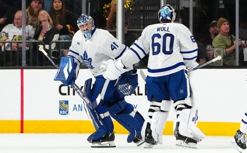 Mar 5, 2025; Las Vegas, Nevada, USA; Toronto Maple Leafs goaltender Joseph Woll (60) is pulled for Toronto Maple Leafs goaltender Anthony Stolarz (41) after surrendering three goals to the Vegas Golden Knights during the first period at T-Mobile Arena Mar 5, 2025; Las Vegas, Nevada, USA; Toronto Maple Leafs goaltender Joseph Woll (60) is pulled for Toronto Maple Leafs goaltender Anthony Stolarz (41) after surrendering three goals to the Vegas Golden Knights during the first period at T-Mobile Arena