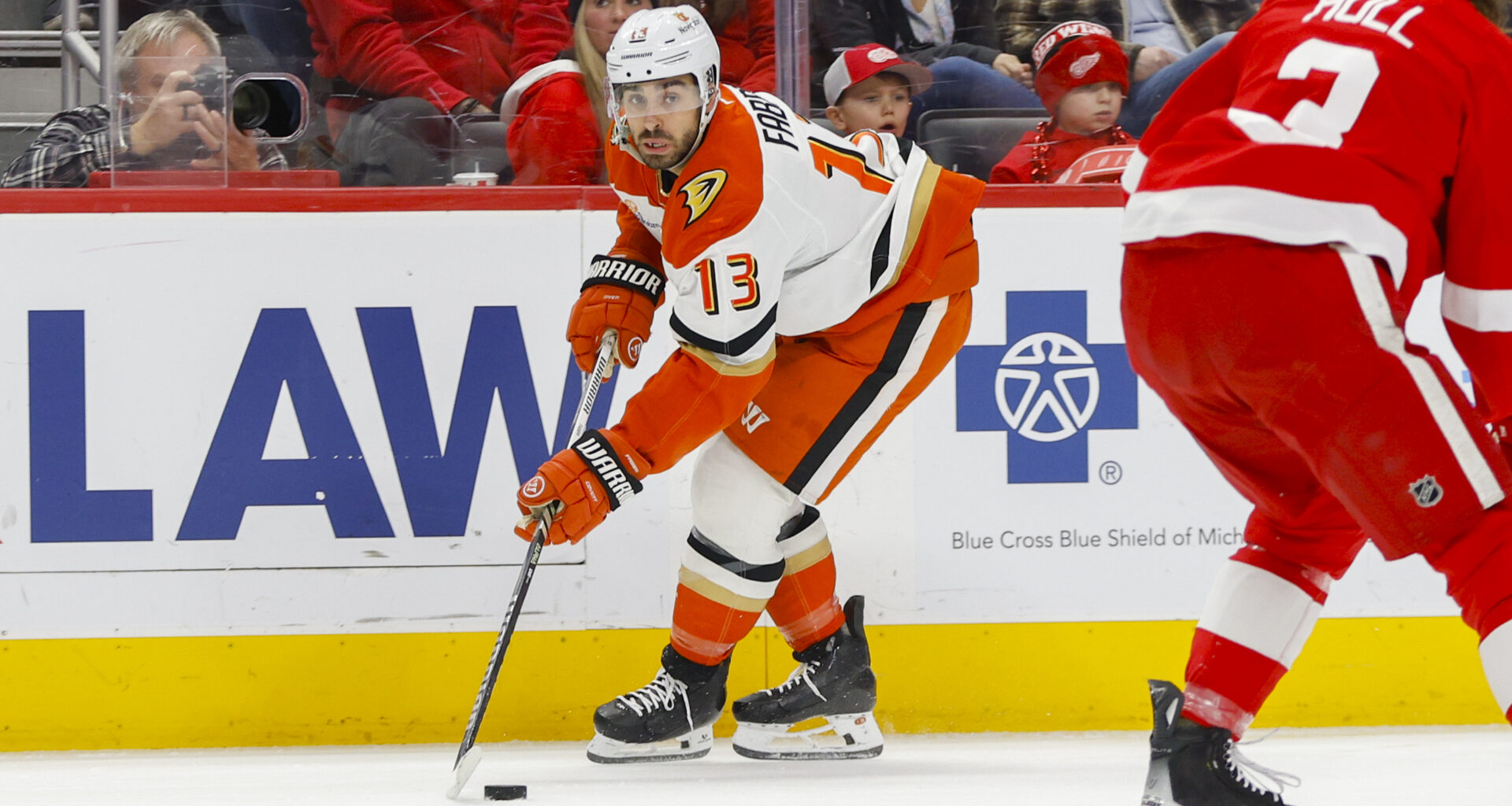 Maple Leafs Could Target an Intriguing Under-30 Forward on a PTO