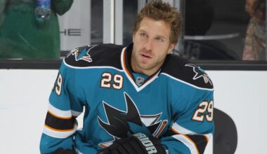 Longtime NHLer Ryane Clowe Abandons the San Jose Sharks to Join Eastern Conference Rival