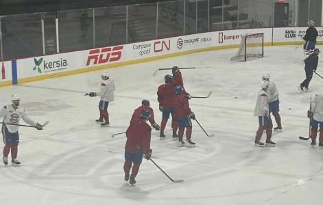 Photo of Canadiens players practicing in Brossard