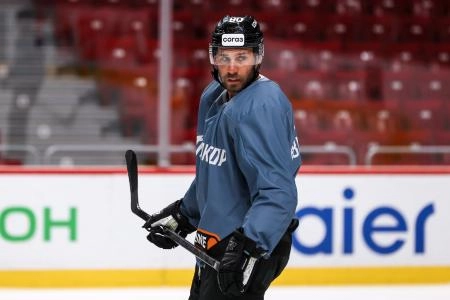 Josh Leivo at practice with his KHL club Traktor Chelyabinsk.