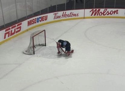 Photo of Canadiens goalie Jakub Dobes