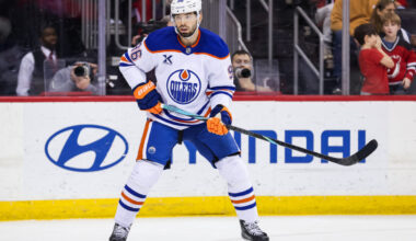 Connor McDavid's Contract Standstill Blocking Oilers From Re-Signing Crucial Defenseman