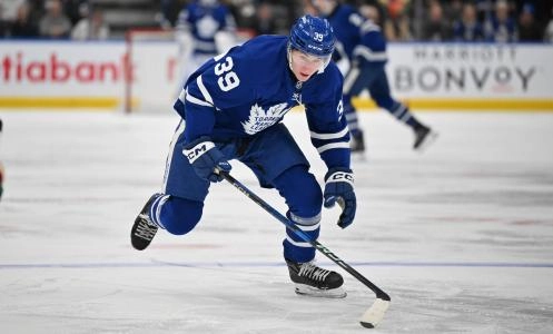 Jan 29, 2025; Toronto, Ontario, CAN; Toronto Maple Leafs forward Fraser Minten (39) pursues the play against the Minnesota Wild in the third period at Scotiabank Arena. Mandatory Credit: Dan Hamilton-Imagn Images Jan 29, 2025; Toronto, Ontario, CAN; Toronto Maple Leafs forward Fraser Minten (39) pursues the play against the Minnesota Wild in the third period at Scotiabank Arena. Mandatory Credit: Dan Hamilton-Imagn Images