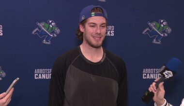 Former Vancouver Canucks Prospect & 2025 Calder Cup Champion Signs in Europe