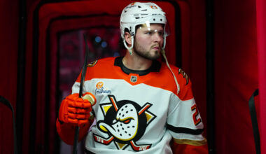 Mason McTavish Won't Report to Ducks Camp, Opening a Door for the Canadiens