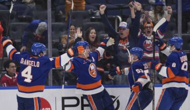 3 Canadian Teams Tied to $68 Million Center by Insider