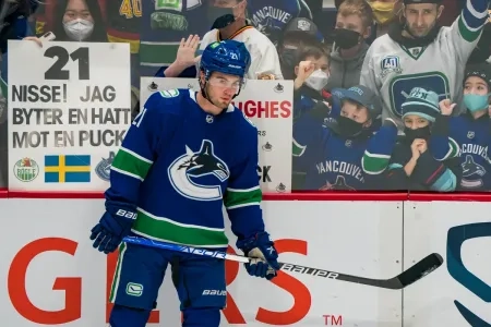 Vancouver Canucks forward Nils Hoglander Vancouver Canucks forward Nils Hoglander