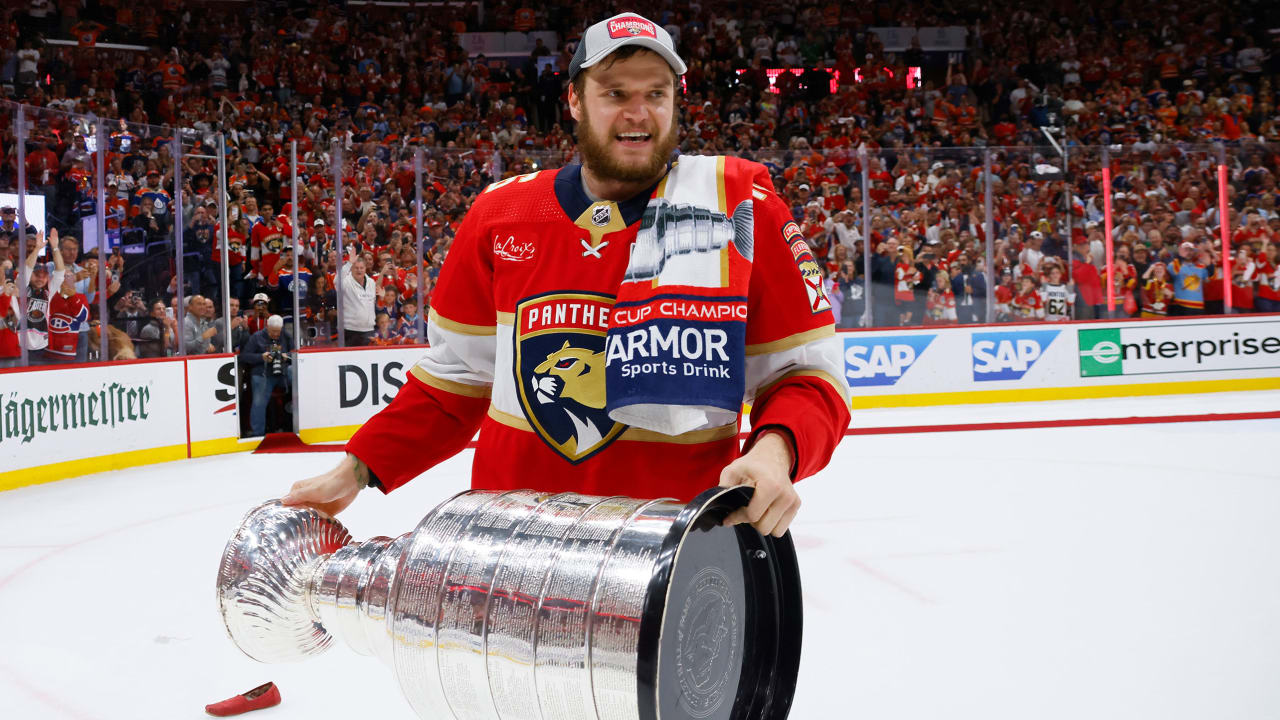Florida Panthers Announce the Worst Possible News For Aleksander Barkov