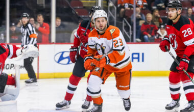 Mason McTavish and Anaheim Ducks Come to Terms on Extension After Months of Talks