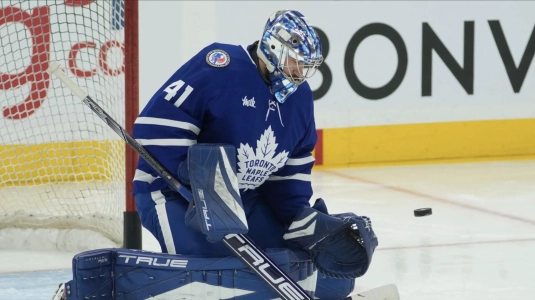 Anthony Stolarz with the Maple Leafs