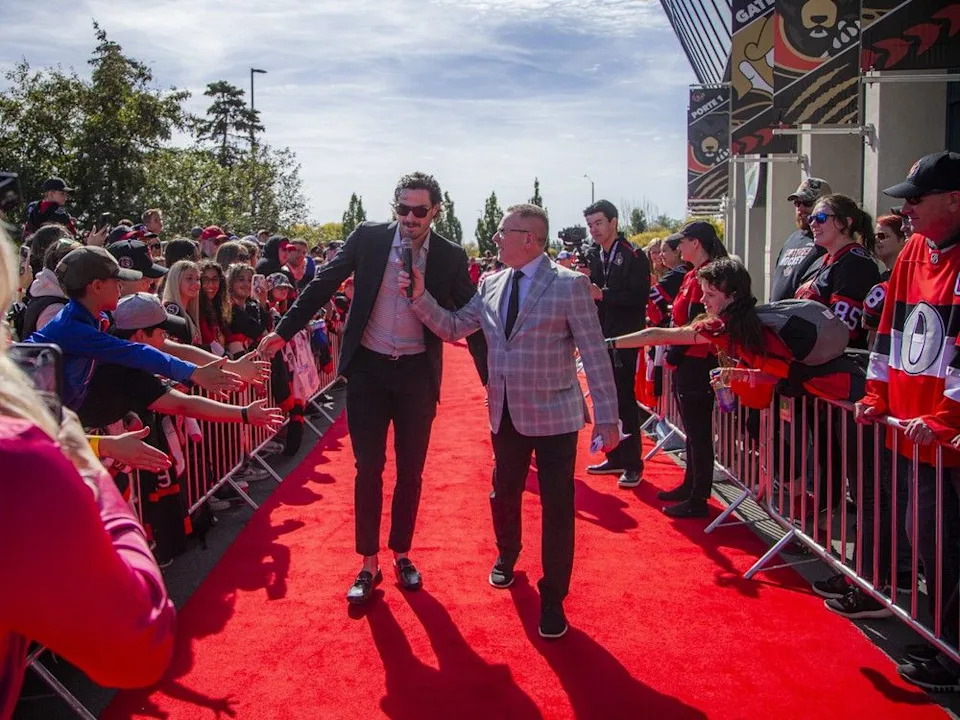 Zack MacEwen walked the red carpet, greeting fans Sunday.