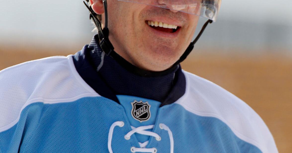 Scotty Bowman and Ron Francis headline the Pittsburgh Penguins' Hall of Fame class of 2025 | Sports