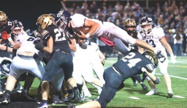 Oilers defense stuffs Eagles | Local Sports