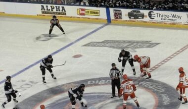Anaheim scores late, tops Kings in Bakersfield-hosted NHL preseason game - Bakersfield.com