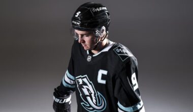 Utah Mammoth sign software company Filevine as home and away helmet sponsor