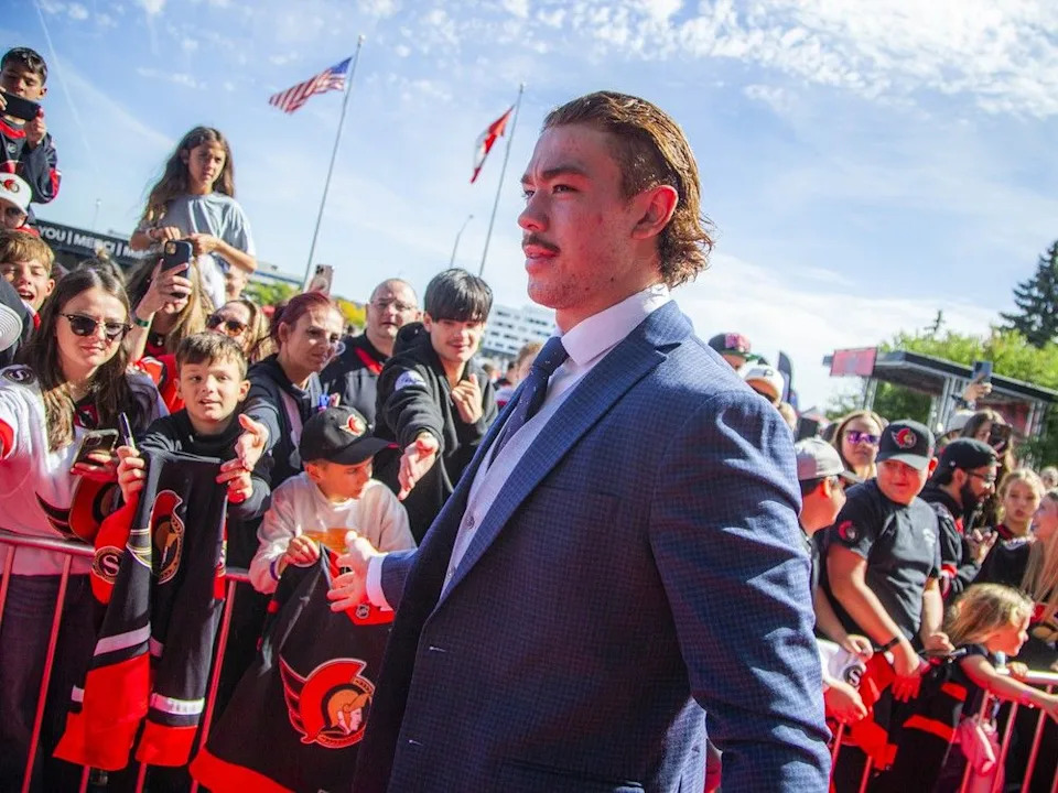 The Ottawa Senators’ Donovan Sebrango walked the red carpet at Sunday’s Fan Fest.