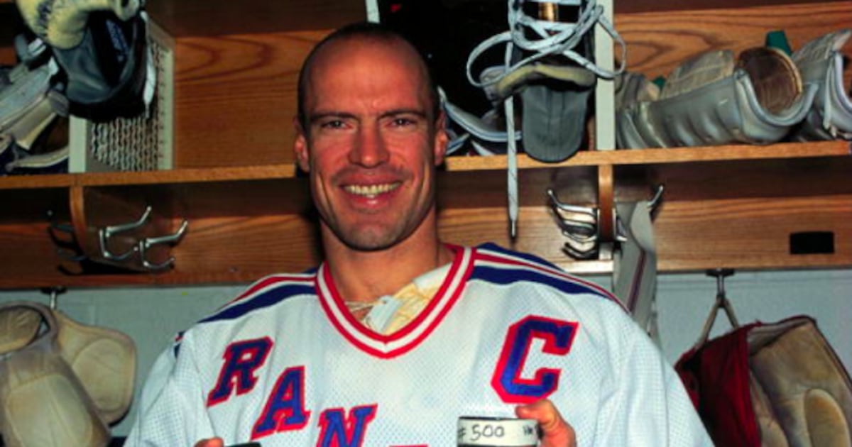 New York Rangers partner with Mark Messier for sponsorship patch