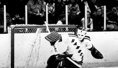 Hockey Hall of Famer Eddie Giacomin dead at 86