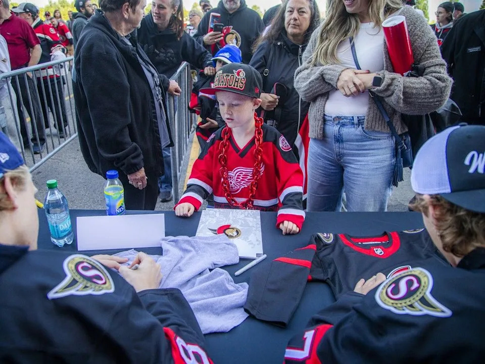 Senators fans were excited to meet some of the players and get autographs during Fan Fest on Sunday.