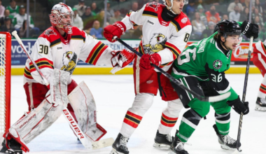 Dallas rallies past Red Wings' prospects, 6-5