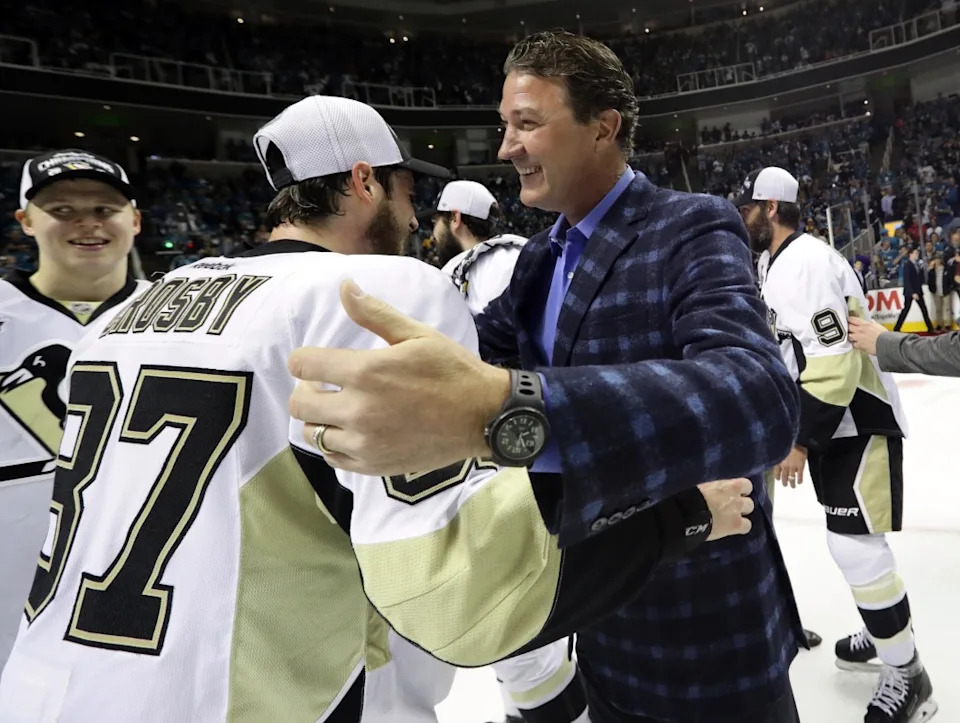 Pittsburgh Penguins center Sidney Crosby (87) hugs Mario Lemieux after defeating the San Jose Sharks in game six of the 2016 Stanley Cup Final at SAP Center at San Jose. Mandatory Credit: Bruce Bennett/Pool Photo via USA TODAY SportsBruce Bennett&sol;Pool Photo via USA TODAY Sports