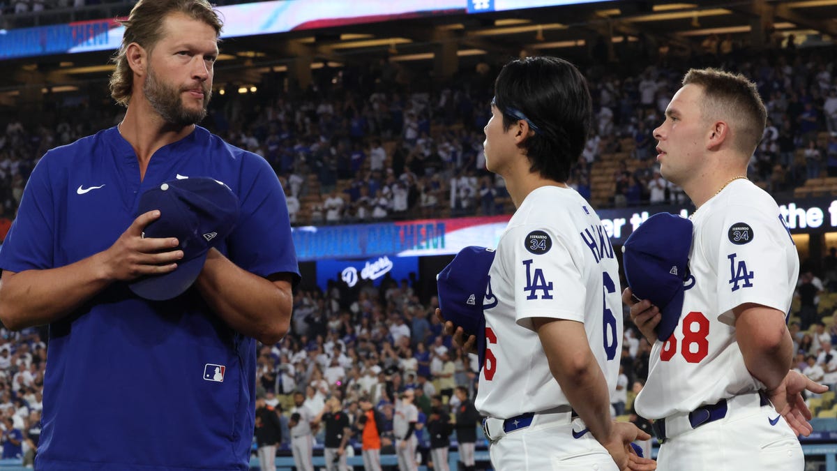 Pitcher solidifies spot as Dodgers' legend