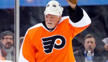 Bernie Parent, Hall of Fame Flyers goaltender, dies at 80