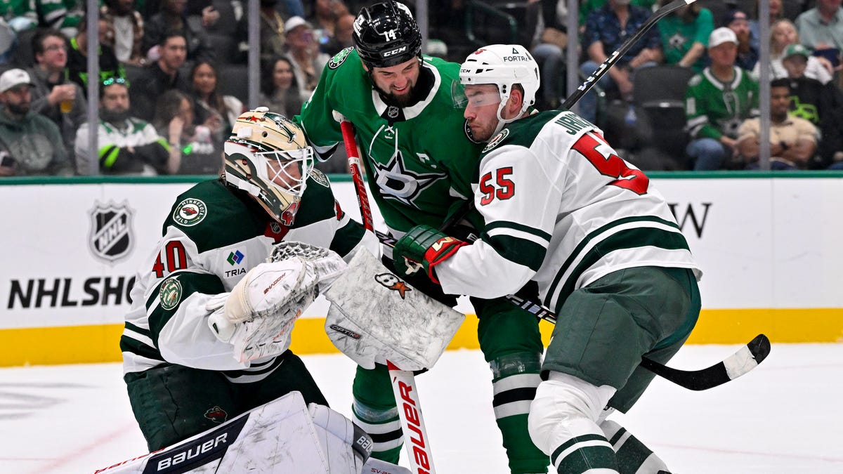 Stars' Jamie Benn suffers collapsed lung that requires surgery