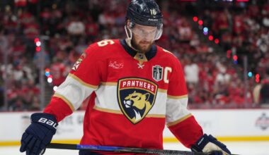 Panthers' Aleksander Barkov helped off ice after injury at practice