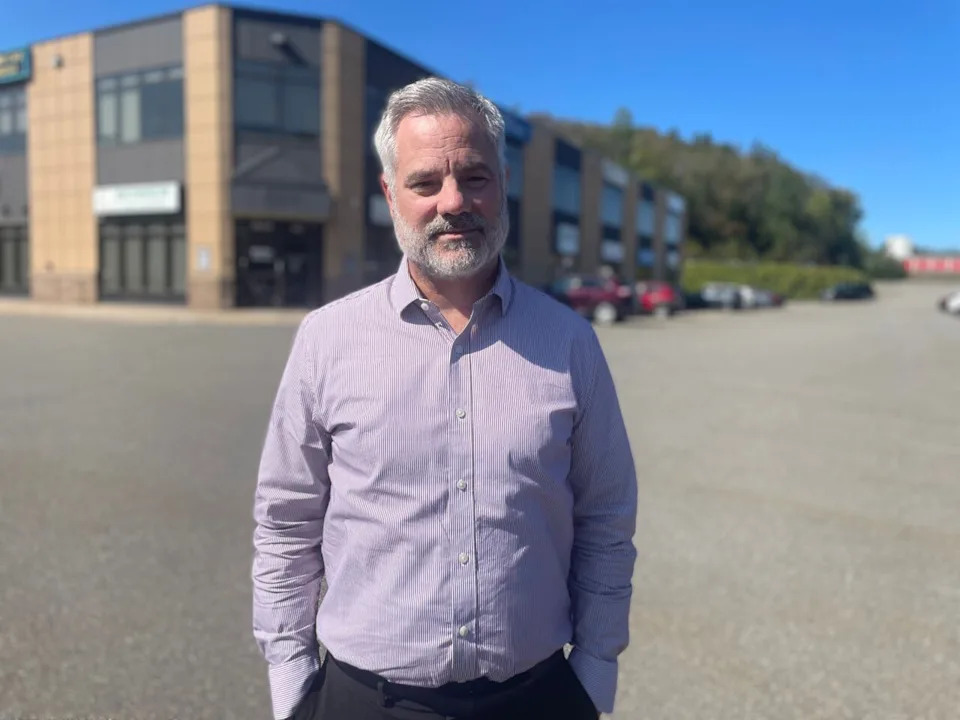 Mark Marshall, the president of the Hampton Minor Hockey Association, hoped the town would keep the old rink open as a second ice surface to see if the need was there.