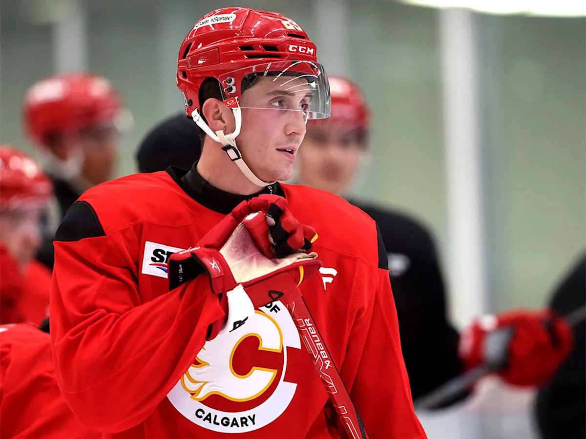 Can Flames hopeful Sam Honzek repeat his performance from last fall?