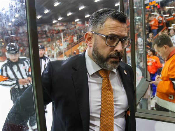 Blend of talented freshmen, key returners highlight BGSU hockey in Williams' 2nd season