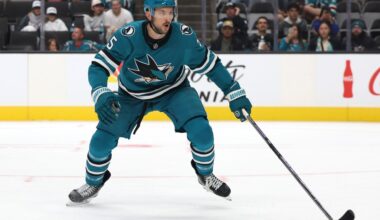 San Jose Sharks' Vincent Desharnais reflects on year with Canucks, Penguins