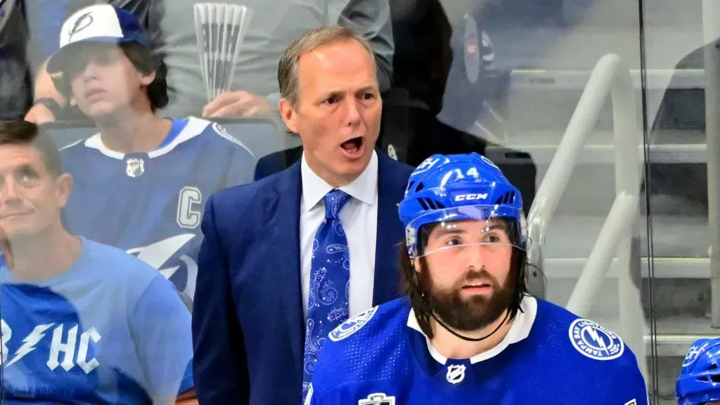 Jon Cooper and Pat Maroon during the 2022 Stanley Cup Final