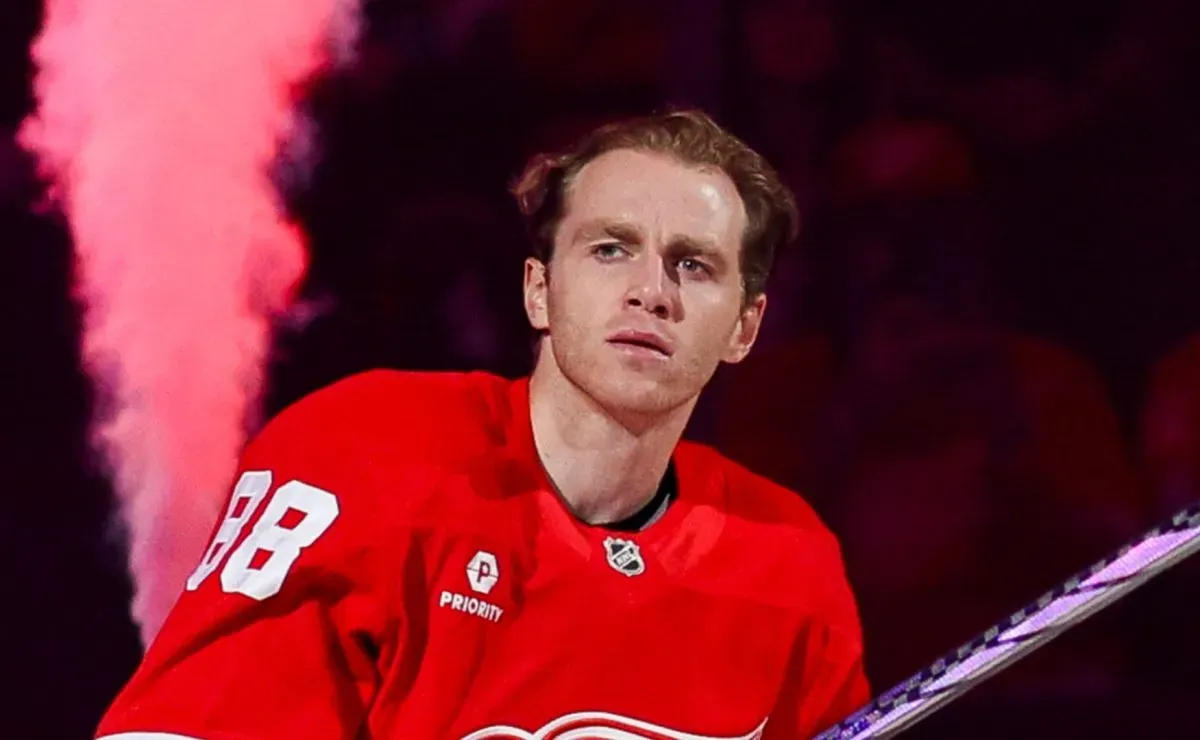 NHL News: Amid Sidney Crosby drama, Patrick Kane's Red Wings reportedly ready to snatch star away from Penguins